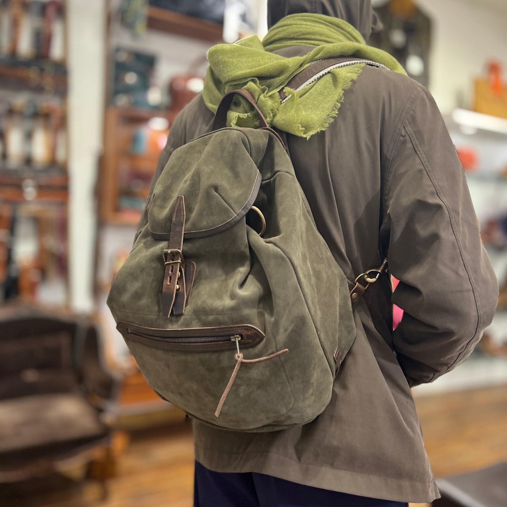 Bleu De Chauffe Bijou Bag Sac à Dos CAMP En Cuir Velours Musk